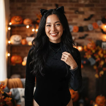 black hair black cat halloween look